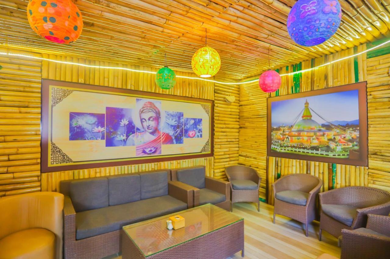 Oyo 720 Lekali Homes And Restaurant Katmandu Eksteriør bilde